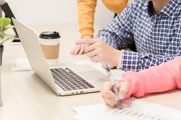 旅游风险去哪里查